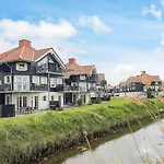 8 Person In Bogense-by Traum 보겐세
