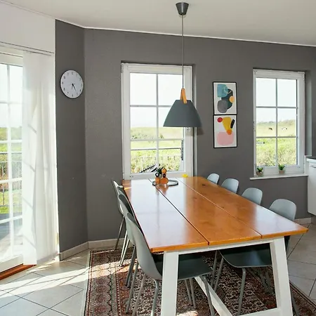 8 Person In Bogense-by Traum *