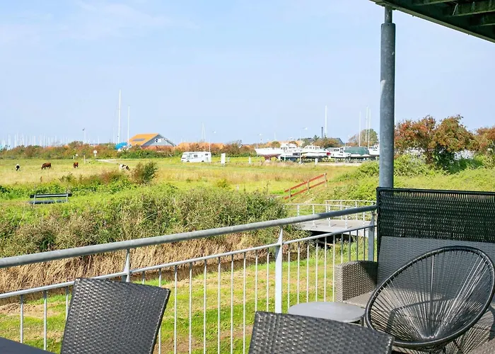 8 Person In Bogense-by Traum * בוגנזה